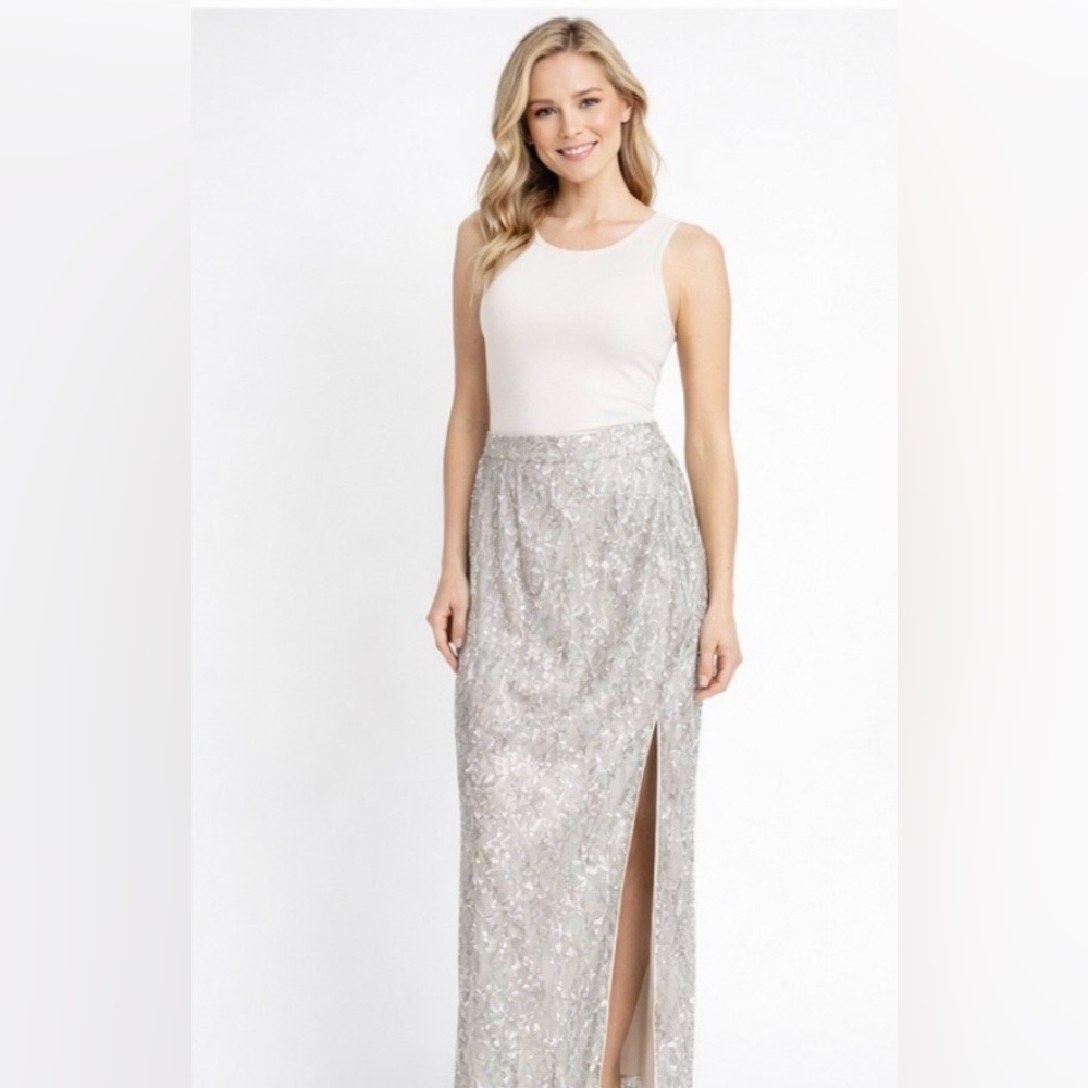 Beaded‎ Elegant Gray Floral Size 10 Women's Maxi Skirt with Slit
